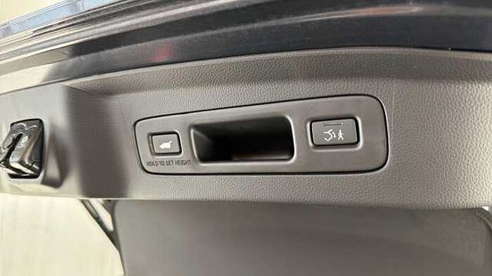 Honda HR-V Hybrid 1.5 h i-MMD Advance SUV 5dr Petrol Hybrid CVT Euro 6 (s/s) (131 ps) 