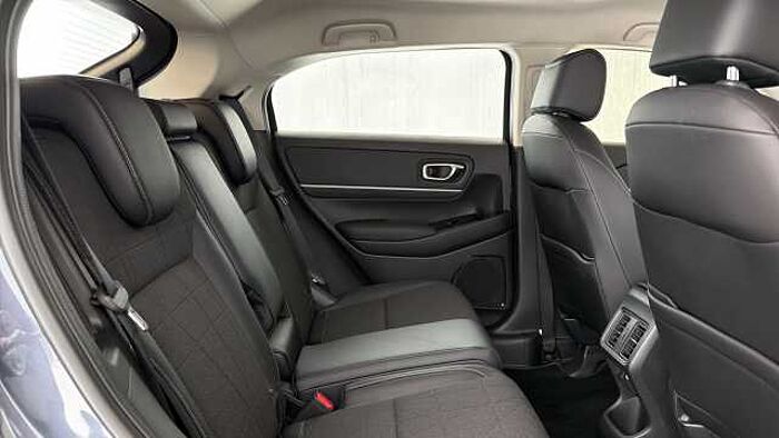 Honda HR-V Hybrid 1.5 h i-MMD Advance SUV 5dr Petrol Hybrid CVT Euro 6 (s/s) (131 ps) 