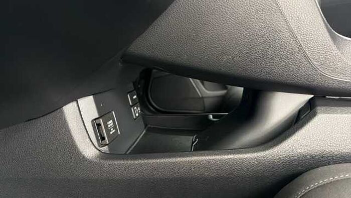 Honda Civic 1.5 VTEC Turbo Sport Hatchback 5dr Petrol CVT Euro 6 (s/s) (182 ps) 