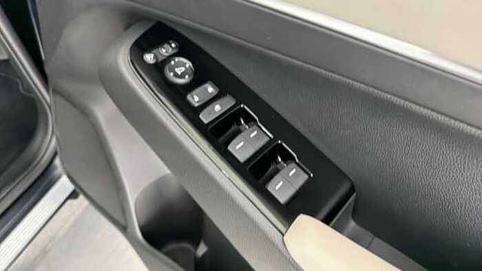 Honda HR-V Hybrid 1.5 h i-MMD Advance Style SUV 5dr Petrol Hybrid CVT Euro 6 (s/s) (131 ps) 