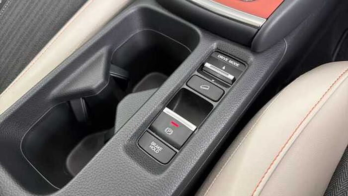 Honda HR-V Hybrid 1.5 h i-MMD Advance Style SUV 5dr Petrol Hybrid CVT Euro 6 (s/s) (131 ps) 