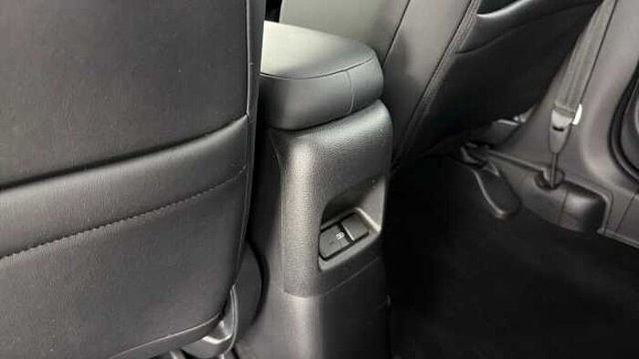 Honda Jazz Hybrid 1.5 h i-MMD Advance Hatchback 5dr Petrol Hybrid eCVT Euro 6 (s/s) (122 ps) 