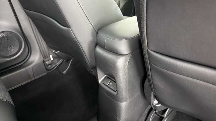 Honda Jazz Hybrid 1.5 h i-MMD Advance Hatchback 5dr Petrol Hybrid eCVT Euro 6 (s/s) (122 ps) 