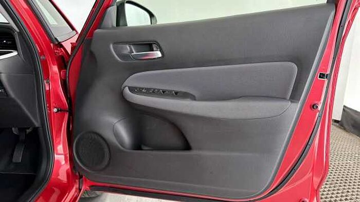 Honda Jazz Hybrid 1.5 h i-MMD Elegance Hatchback 5dr Petrol Hybrid eCVT Euro 6 (s/s) (122 ps) 