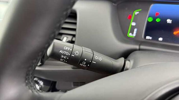 Honda Jazz Hybrid 1.5 h i-MMD Elegance Hatchback 5dr Petrol Hybrid eCVT Euro 6 (s/s) (122 ps) 
