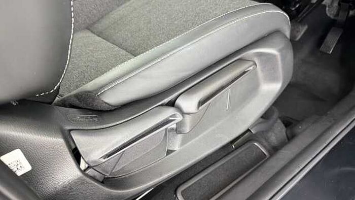 Honda Jazz Hybrid 1.5 h i-MMD Advance Hatchback 5dr Petrol Hybrid eCVT Euro 6 (s/s) (122 ps) 