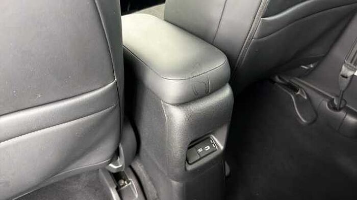 Honda Jazz Hybrid 1.5 h i-MMD Advance Hatchback 5dr Petrol Hybrid eCVT Euro 6 (s/s) (122 ps) 
