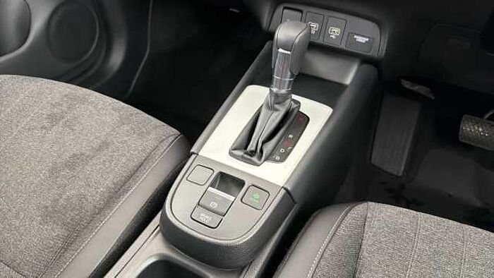 Honda Jazz Hybrid 1.5 h i-MMD Advance Hatchback 5dr Petrol Hybrid eCVT Euro 6 (s/s) (122 ps) 