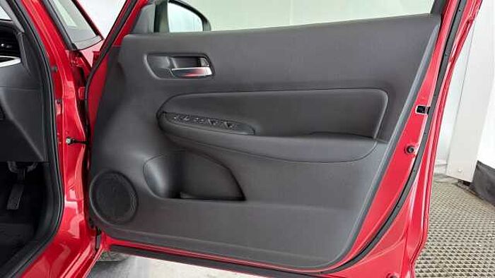 Honda Jazz Hybrid 1.5 h i-MMD Advance Hatchback 5dr Petrol Hybrid eCVT Euro 6 (s/s) (122 ps) 