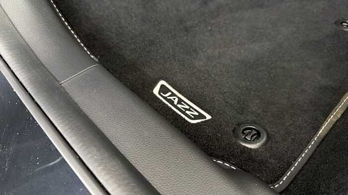 Honda Jazz Hybrid 1.5 h i-MMD Advance Hatchback 5dr Petrol Hybrid eCVT Euro 6 (s/s) (122 ps) 