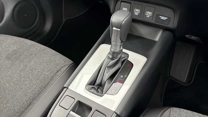 Honda Jazz Hybrid 1.5 h i-MMD Advance Hatchback 5dr Petrol Hybrid eCVT Euro 6 (s/s) (122 ps) 