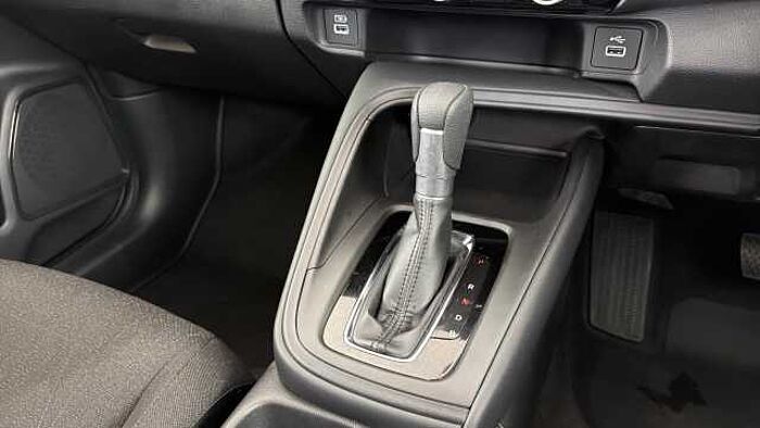Honda HR-V Hybrid 1.5 h i-MMD Elegance SUV 5dr Petrol Hybrid CVT Euro 6 (s/s) (131 ps) 