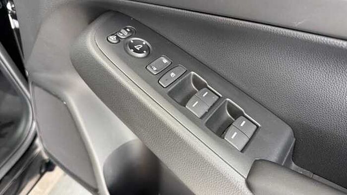 Honda HR-V Hybrid 1.5 h i-MMD Elegance SUV 5dr Petrol Hybrid CVT Euro 6 (s/s) (131 ps) 