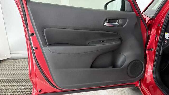 Honda Jazz Hybrid 1.5 h i-MMD Advance Hatchback 5dr Petrol Hybrid eCVT Euro 6 (s/s) (122 ps) 