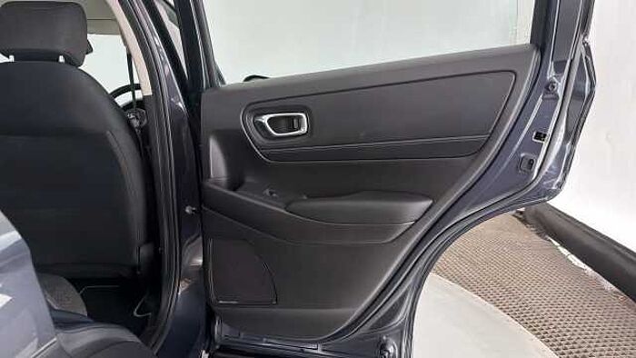 Honda HR-V Hybrid 1.5 h i-MMD Elegance SUV 5dr Petrol Hybrid CVT Euro 6 (s/s) (131 ps) 
