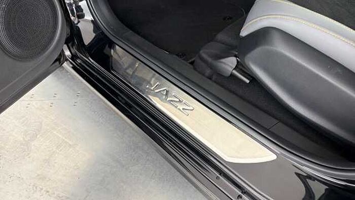 Honda Jazz Hybrid 1.5 h i-MMD Advance Sport Hatchback 5dr Petrol Hybrid eCVT Euro 6 (s/s) (122 ps) 