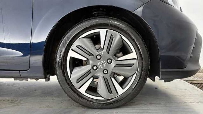 Honda Jazz Hybrid 1.5 h i-MMD Advance Hatchback 5dr Petrol Hybrid eCVT Euro 6 (s/s) (122 ps) 