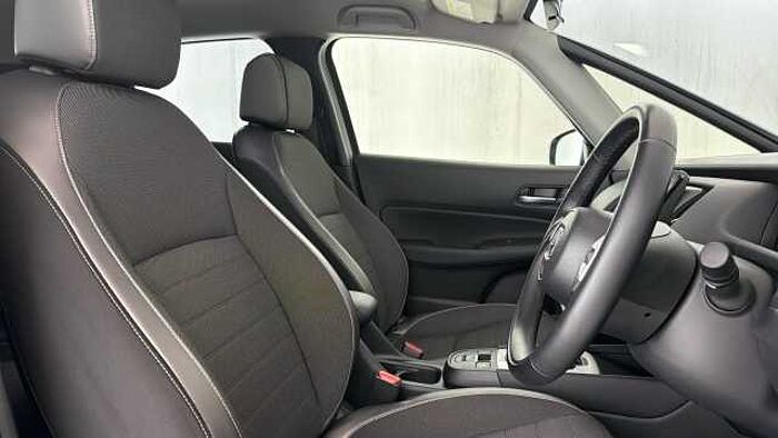 Honda Jazz Hybrid 1.5 h i-MMD Crosstar Advance Hatchback 5dr Petrol Hybrid eCVT Euro 6 (s/s) (122 