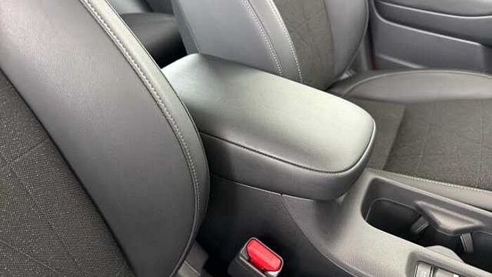 Honda HR-V Hybrid 1.5 h i-MMD Advance SUV 5dr Petrol Hybrid CVT Euro 6 (s/s) (131 ps) 