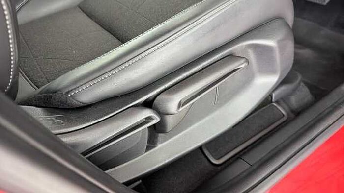 Honda HR-V Hybrid 1.5 h i-MMD Advance SUV 5dr Petrol Hybrid CVT Euro 6 (s/s) (131 ps) 