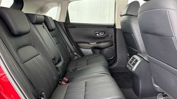 Honda ZR-V e:HEV 2.0 h i-MMD Advance SUV 5dr Petrol Hybrid eCVT Euro 6 (s/s) (184 ps) 