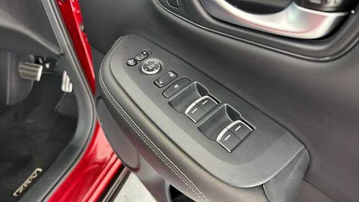 Honda ZR-V e:HEV 2.0 h i-MMD Advance SUV 5dr Petrol Hybrid eCVT Euro 6 (s/s) (184 ps) 