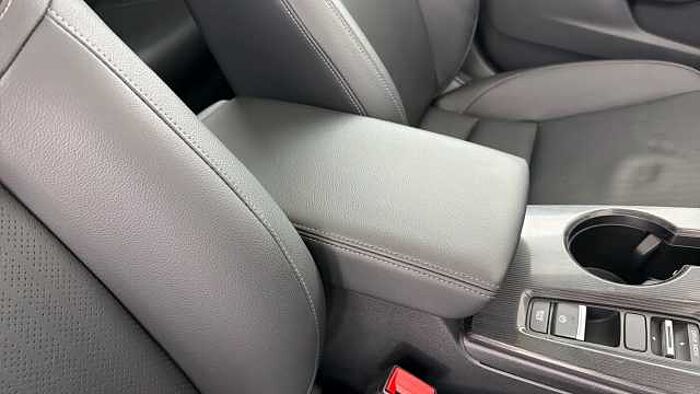 Honda Civic Hybrid 2.0 h i-MMD Advance Hatchback 5dr Petrol Hybrid eCVT Euro 6 (s/s) (184 ps) 