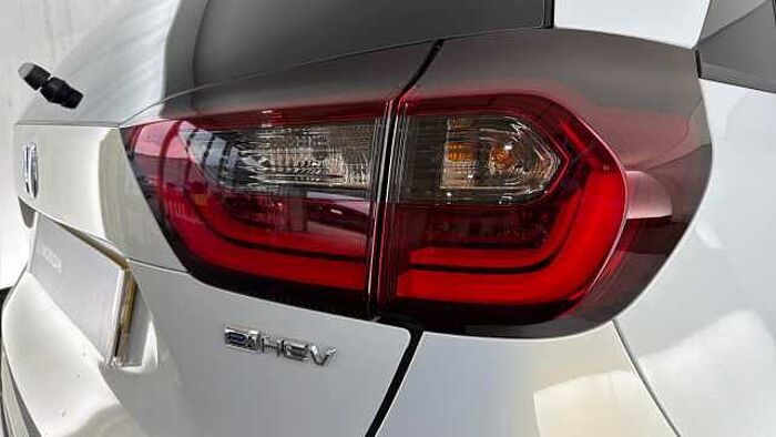 Honda Jazz Hybrid 1.5 h i-MMD Advance Hatchback 5dr Petrol Hybrid eCVT Euro 6 (s/s) (122 ps) 