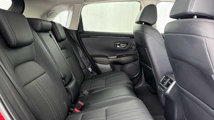 Honda ZR-V e:HEV 2.0 h i-MMD Advance SUV 5dr Petrol Hybrid eCVT Euro 6 (s/s) (184 ps) 