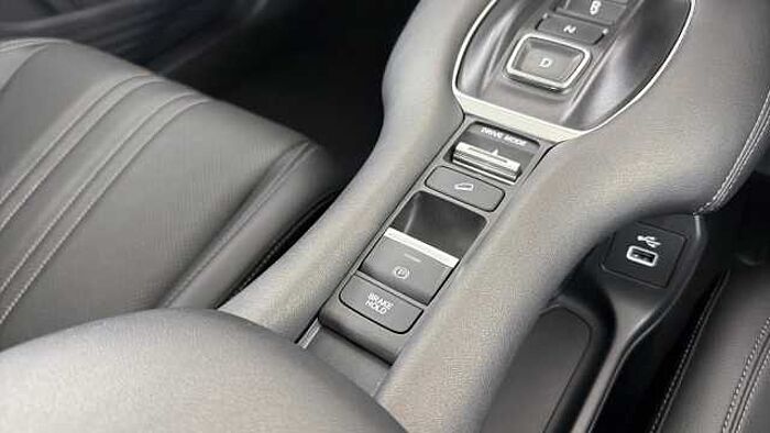 Honda ZR-V e:HEV 2.0 h i-MMD Advance SUV 5dr Petrol Hybrid eCVT Euro 6 (s/s) (184 ps) 