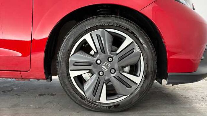 Honda Jazz Hybrid 1.5 h i-MMD Advance Hatchback 5dr Petrol Hybrid eCVT Euro 6 (s/s) (122 ps) 