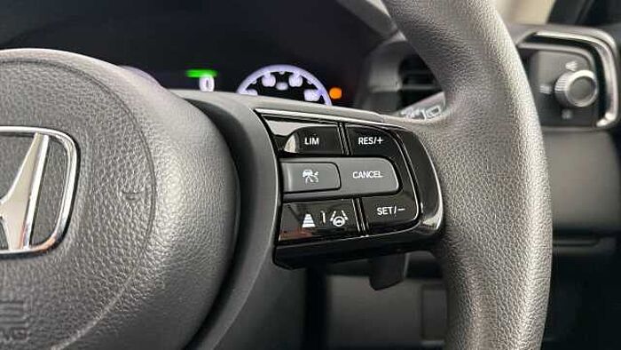Honda HR-V Hybrid 1.5 h i-MMD Elegance SUV 5dr Petrol Hybrid CVT Euro 6 (s/s) (131 ps) 