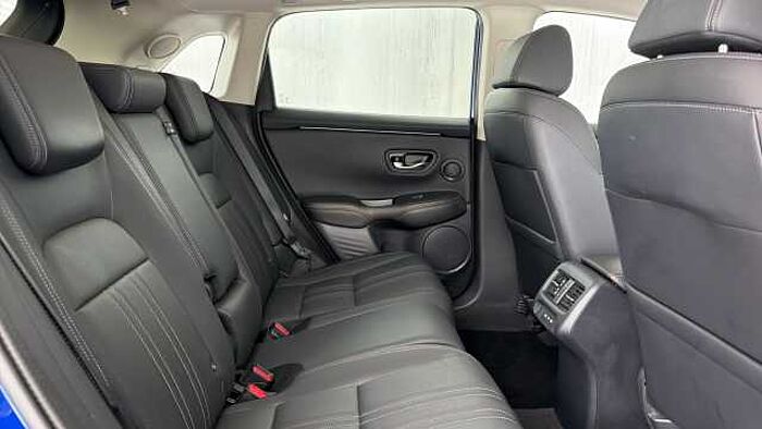 Honda ZR-V e:HEV 2.0 h i-MMD Advance SUV 5dr Petrol Hybrid eCVT Euro 6 (s/s) (184 ps) 