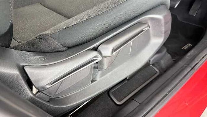 Honda HR-V Hybrid 1.5 h i-MMD Elegance SUV 5dr Petrol Hybrid CVT Euro 6 (s/s) (131 ps) 